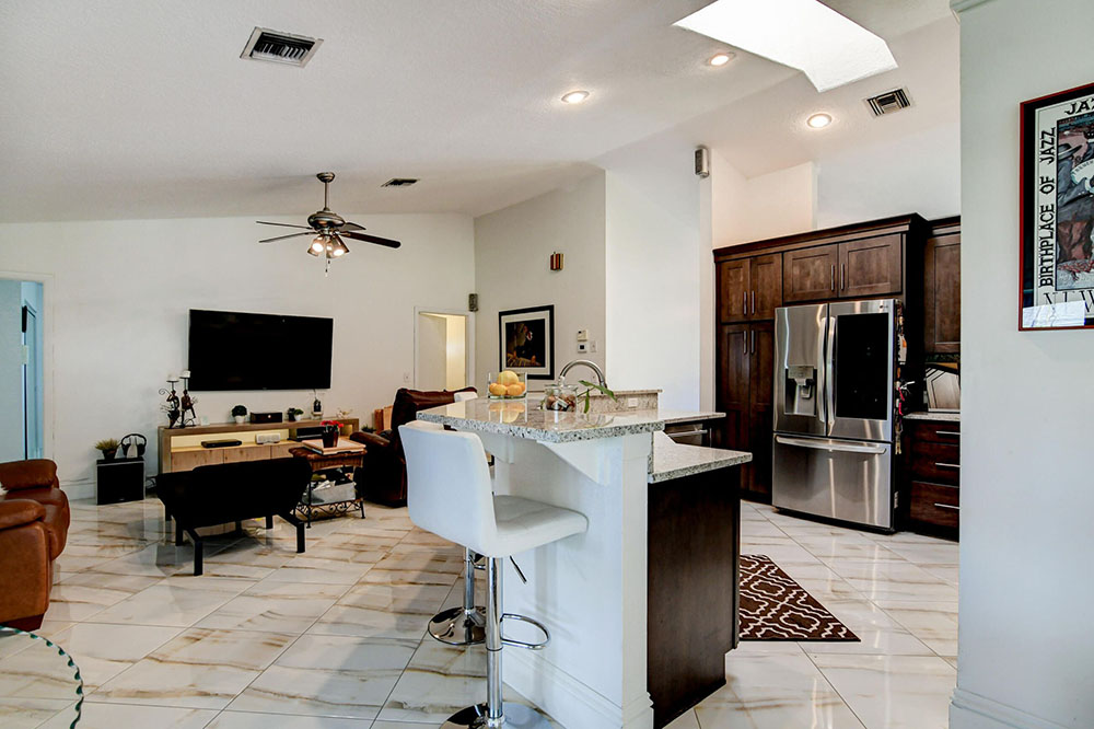 3 Bedrooms, Residential, Sale, 2 Bathrooms, Listing ID 1076, Florida, United States,